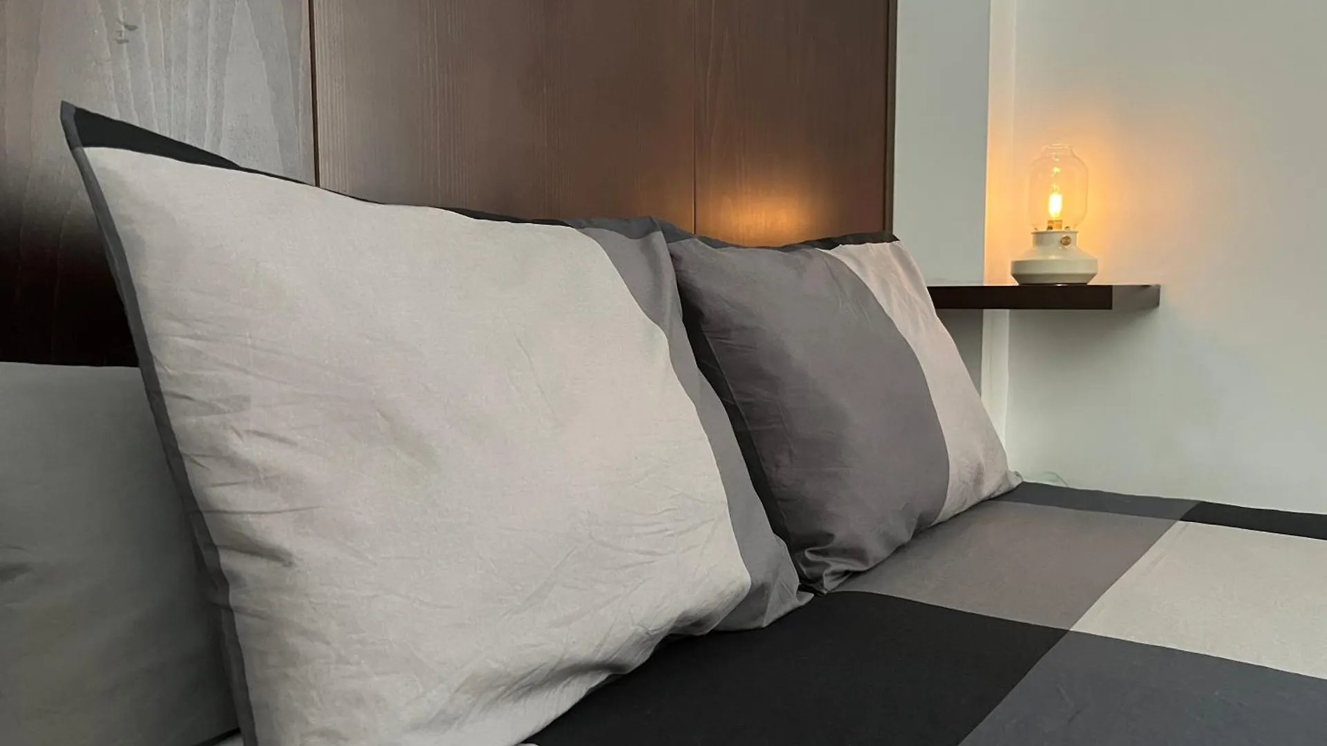 Suite Apartment City Center - Aloha Sevilla Spain